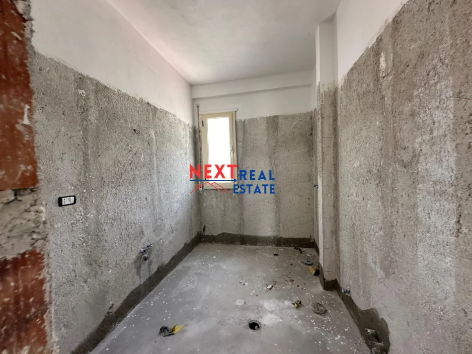 REZERVO PRONEN VETEM ME 500€! SHITET APARTAMENT 2+1 NE LUNGOMARE, VLORE