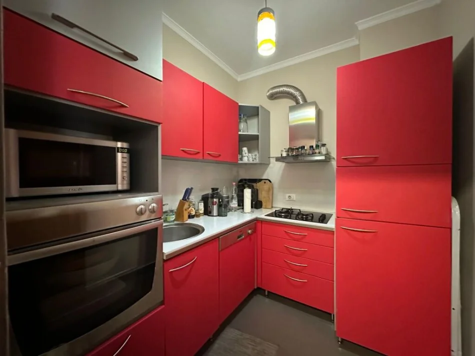 Tirane, jepet me qera apartament 2+1+Aneks+Ballkon Kati 10, 145 m² 1.500 € (Bllok)