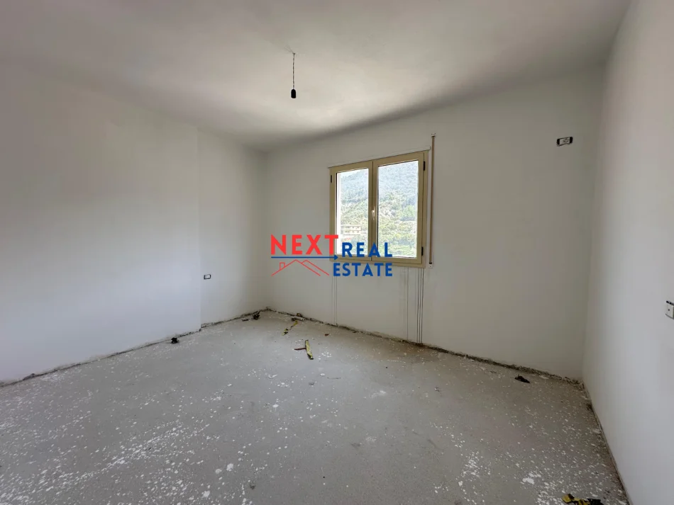 REZERVO PRONEN VETEM ME 500€! SHITET APARTAMENT 2+1 NE LUNGOMARE, VLORE