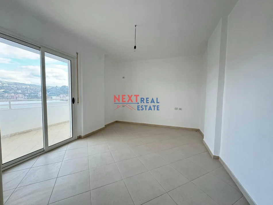Vlore, shitet apartament 1+1+Ballkon , 85 m² 85.000 € (PORCELANOSA)