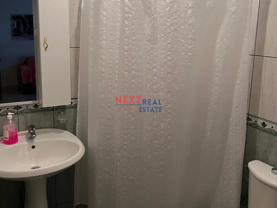 Vlore, shitet apartament 1+1+Ballkon Kati 2, 74 m² 85.000 € (ORIKUM)