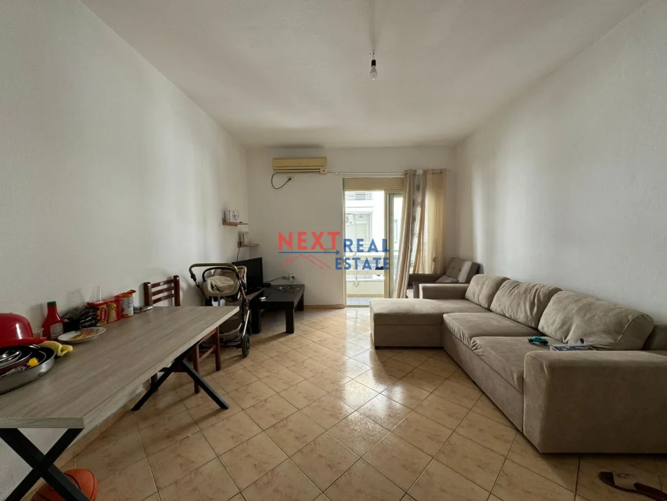 Vlore, shitet apartament 1+1+Ballkon , 65 m² 155.000 € (LUNGOMARE)
