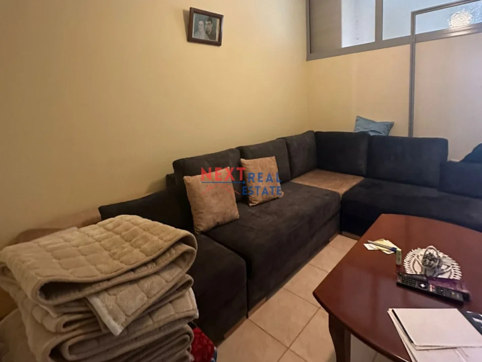 Vlore, jepet me qera garsonier 1+1+Ballkon , 250 € (TRANSBALLKANIKE)