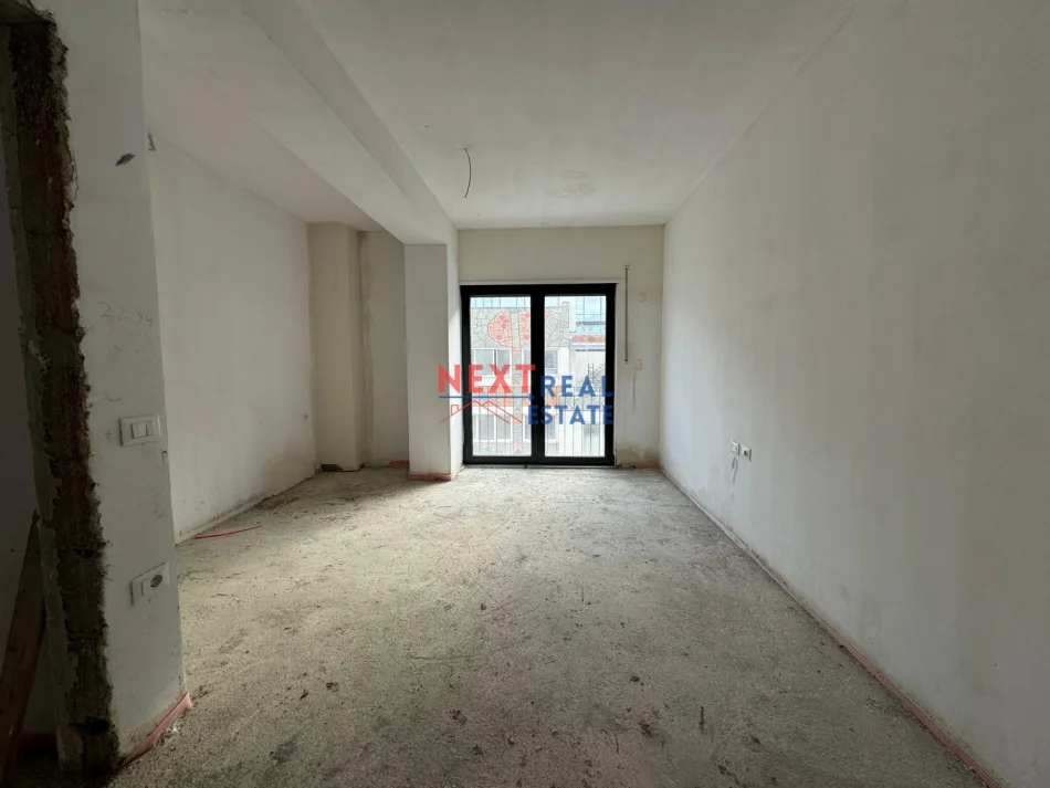 Tirane, shitet apartament 4+1+Aneks+Ballkon Kati 4, 186 m² 300.000 € (KODRA E DIELLIT 3)