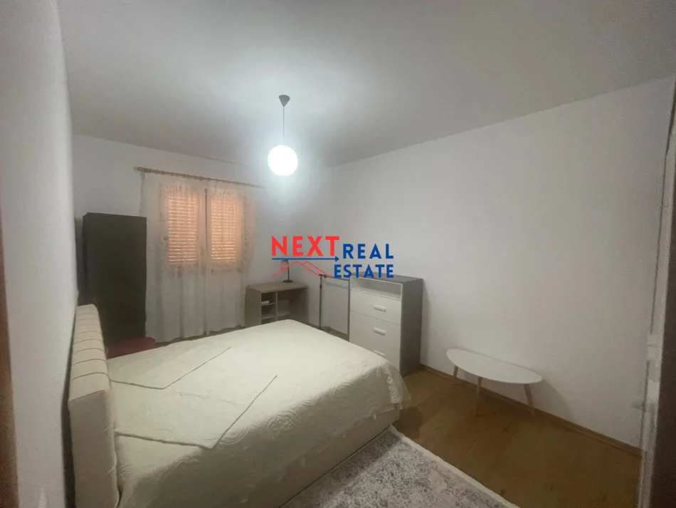 Vlore, jepet me qera apartament 1+1+Ballkon Kati 7, 70 m² 500 € 