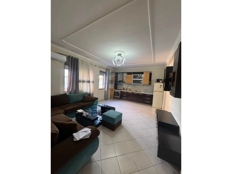 Tirane, shitet apartament 1+1 Kati 6, 70 m² 120.000 € (UNAZA E RE , ASTIR)