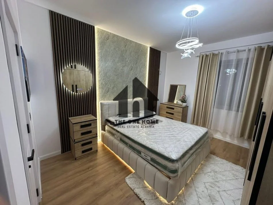Tirane, shitet apartament 2+1+Ballkon Kati 9, 95 m² 157.000 € (Astiri)