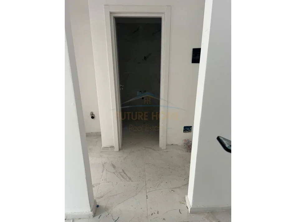 Tirane, shitet apartament 1+1 Kati 5, 52 m² 73.000 € (UNIVERS CITY , QTU)