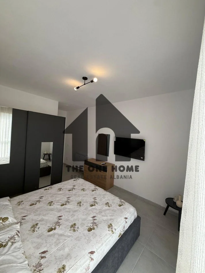 Tirane, jepet me qera apartament Kati 5, 100 m² 550 € (Univers City.)