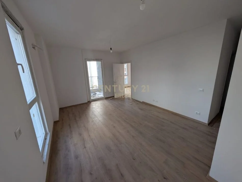 Tirane, shitet apartament 1+1 Kati 3, 60 m² 90.000 € 