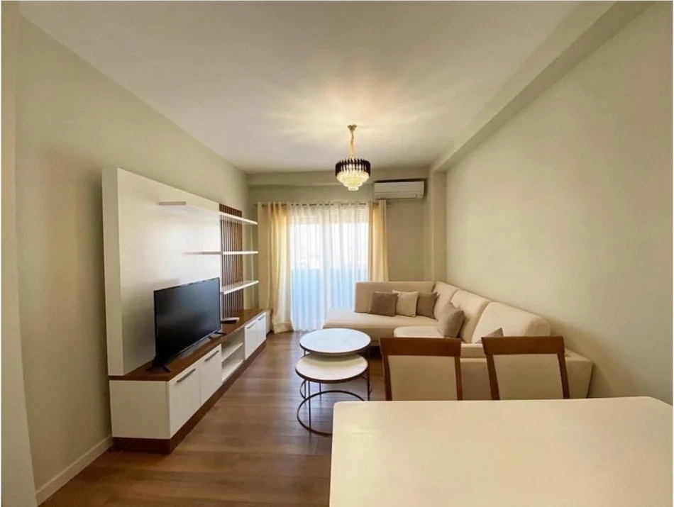 Tirane, Liste me oferta apartament 2+1+Ballkon Kati 4, 90 m² (JORDAN MISJA)