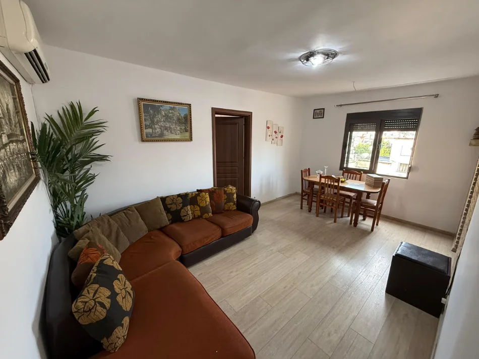 Tirane, shitet apartament 2+1 Kati 5, 82 m² 139.000 € (Brryli)