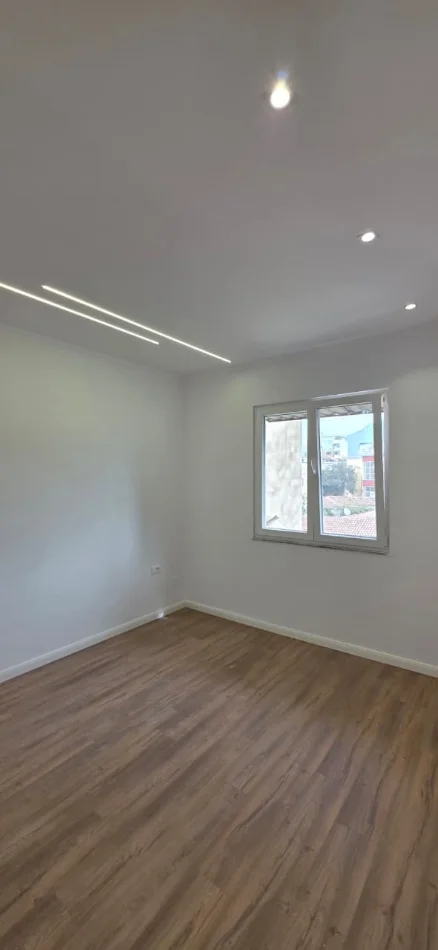 Tirane, shitet apartament 2+1 Kati 3, 64 m² 148.000 € (Rruga Bardhyl)