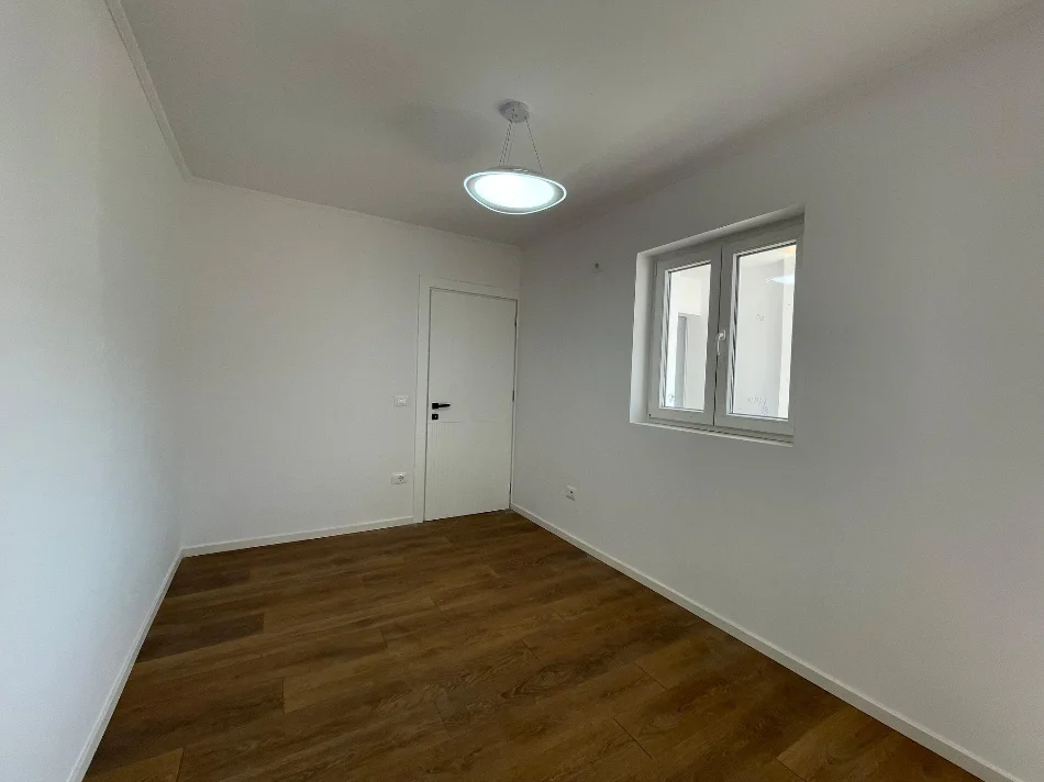 Tirane, shitet apartament 1+1 Kati 3, 50 m² 115.000 € (Tregu Elektrik)