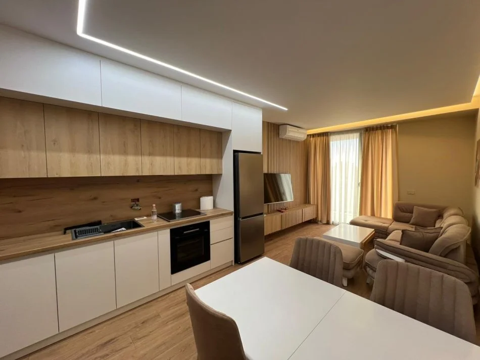 Tirane, jepet me qera apartament 2+1 Kati 4, 104 m² 1000 € (Rruga Mine Peza.)