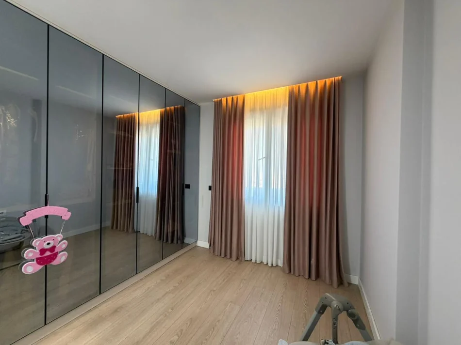 Tirane, shitet apartament 2+1 Kati 9, 90 m² 185.000 € (Kompleksi Golden Park.)