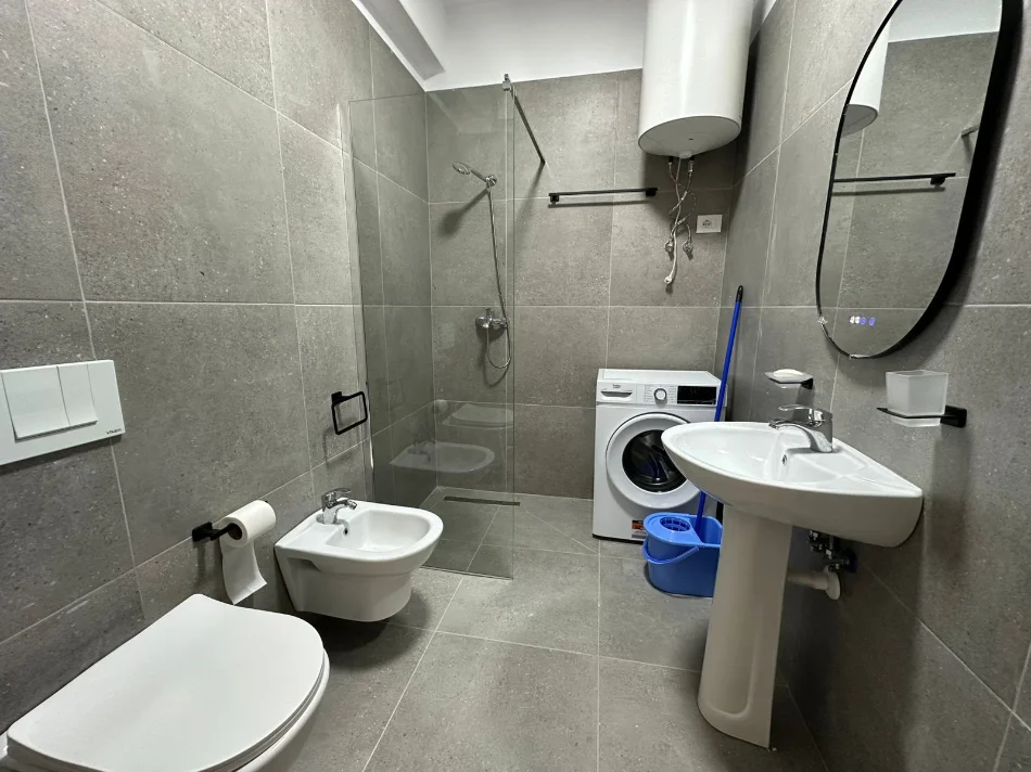 Tirane, jepet me qera apartament 1+1 Kati 5, 68 m² 550 € (Astir)