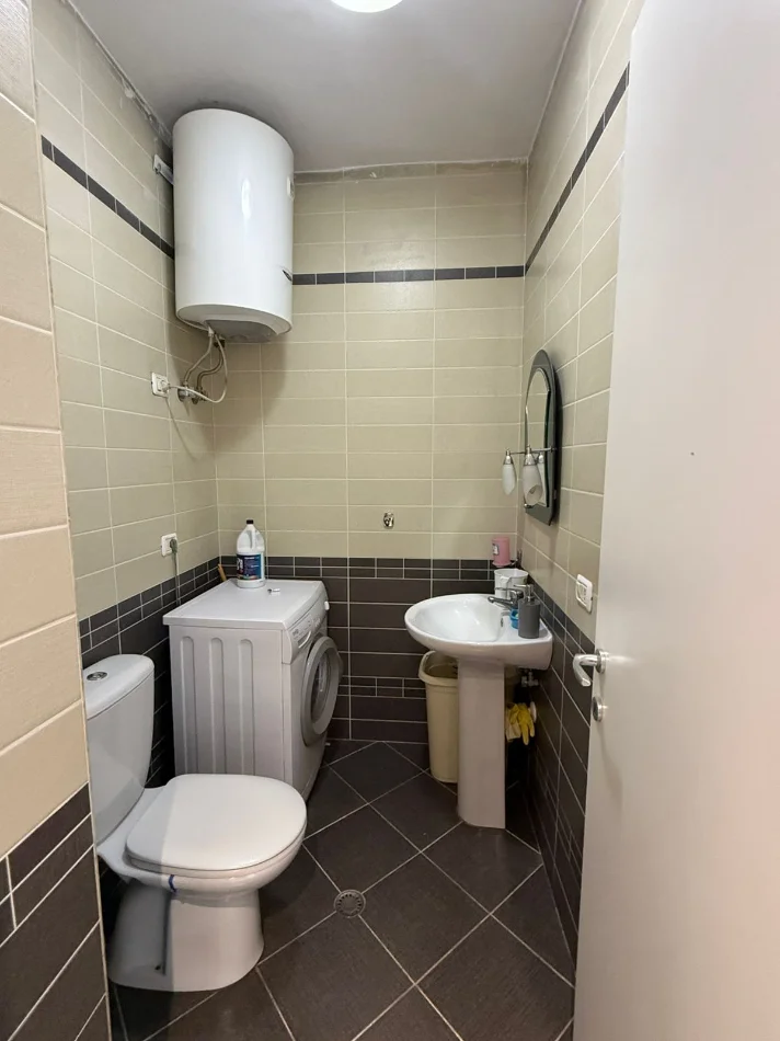 Tirane, shitet apartament 2+1 Kati 5, 100 m² 280.000 € (Komuna e Parisit)