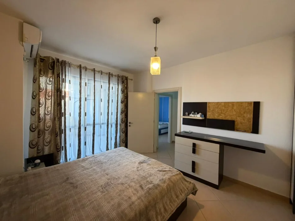 Tirane, shitet apartament 2+1 Kati 8, 145 m² 164.000 € (Yzberisht)