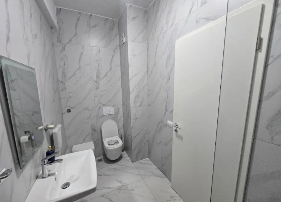 Tirane, shitet apartament 1+1 Kati 5, 61 m² 110.000 € (Kompleksi Kaimi)
