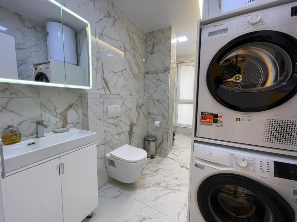 Tirane, jepet me qera apartament 1+1 Kati 3, 55 m² 700 € (21-Dhjetori)