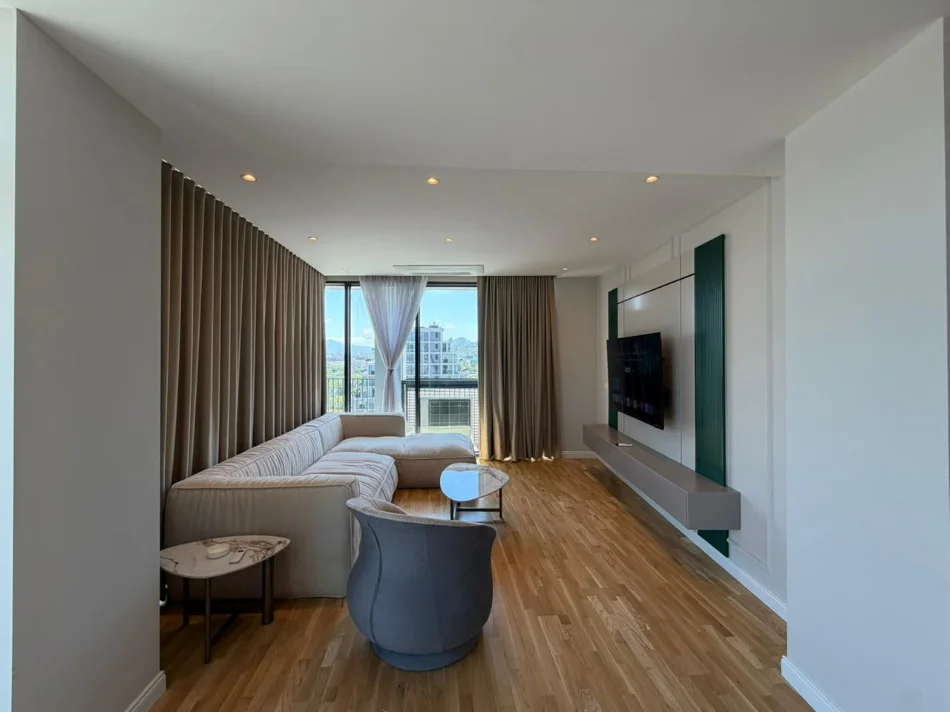 jepet me qera apartament Kati 4, 180 m² 3.000 € (Liqe)