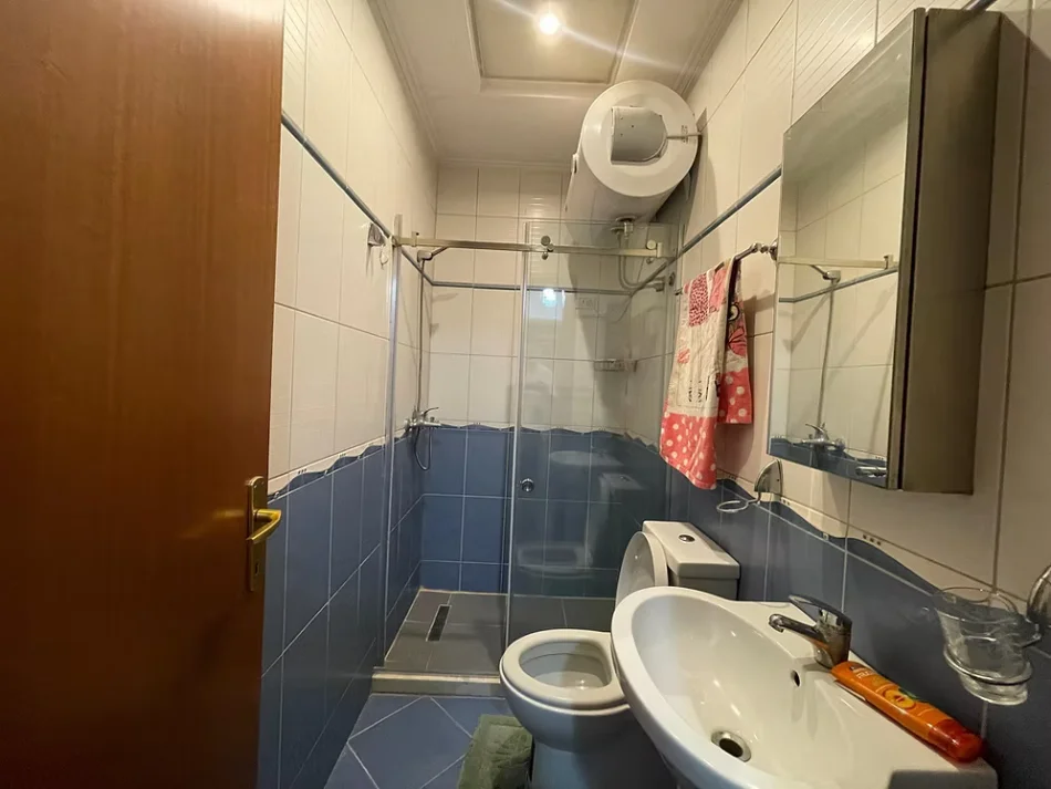 Tirane, jepet me qera apartament 2+1 Kati 1, 110 m² 600 € (Don Bosko.)