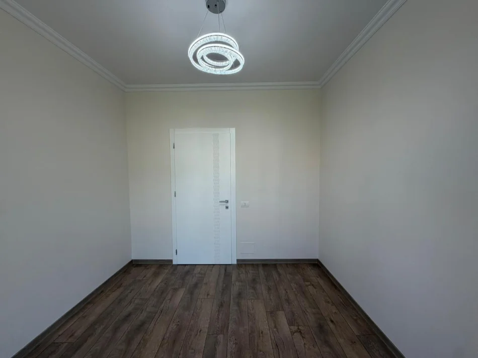 Tirane, shitet apartament 2+1 Kati 2, 116 m² 273.000 € (Liqeni i Thate)