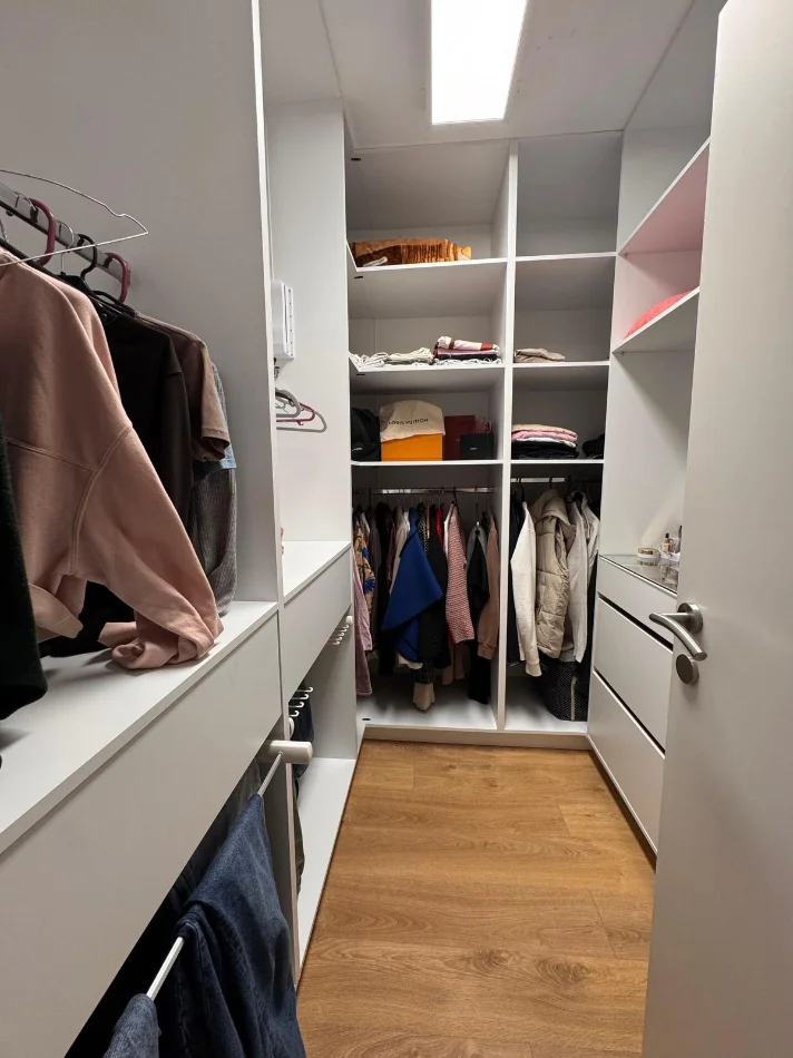 Tirane, shitet apartament 2+1 Kati 2, 107 m² 240.000 € (Liqeni i Thate)