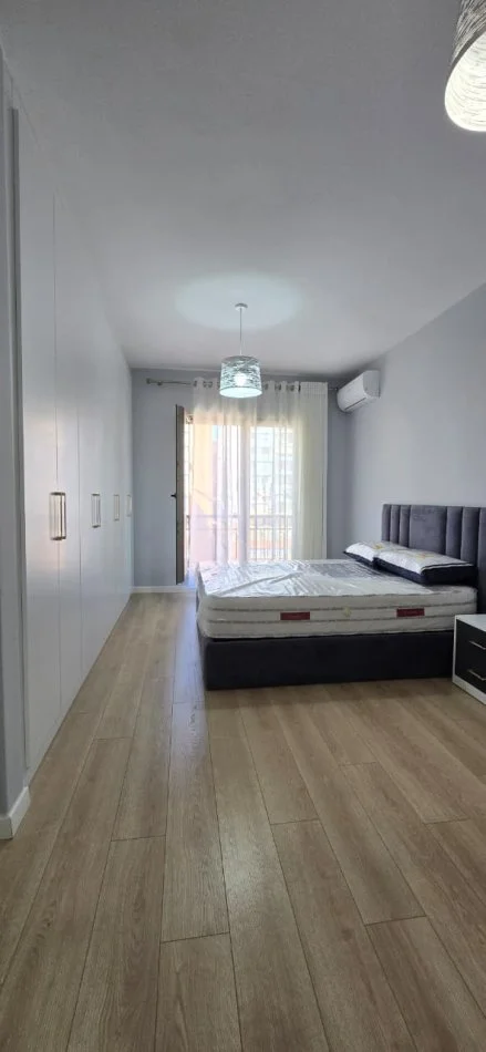 Tirane, jepet me qera apartament 2+1 Kati 4, 116 m² 1.200 € (Delijorgji)