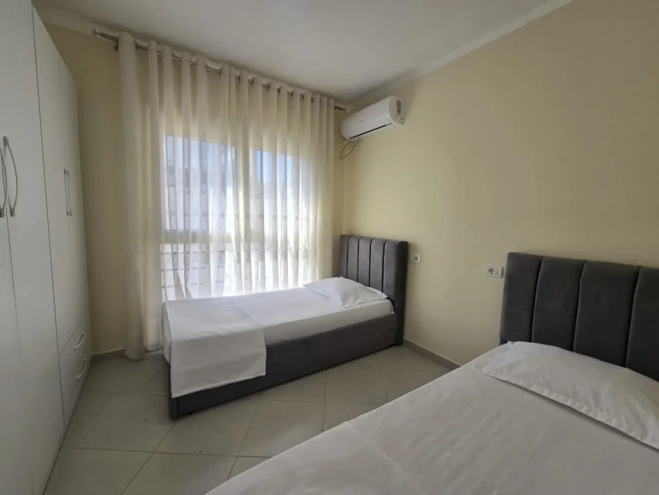 Tirane, jepet me qera apartament 2+1 Kati 5, 100 m² 850 € (Tek Prokuroria e Tiranes)