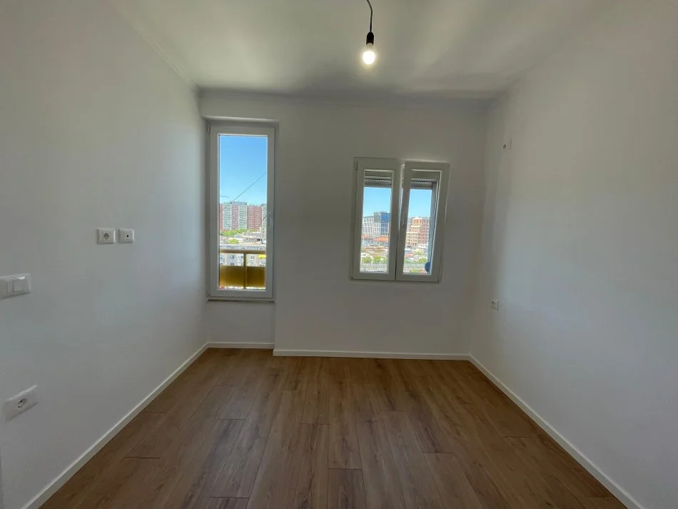 Tirane, shitet apartament 1+1+Ballkon Kati 7, 53 m² 115.000 € (PALLATI ME SHIGJETA)