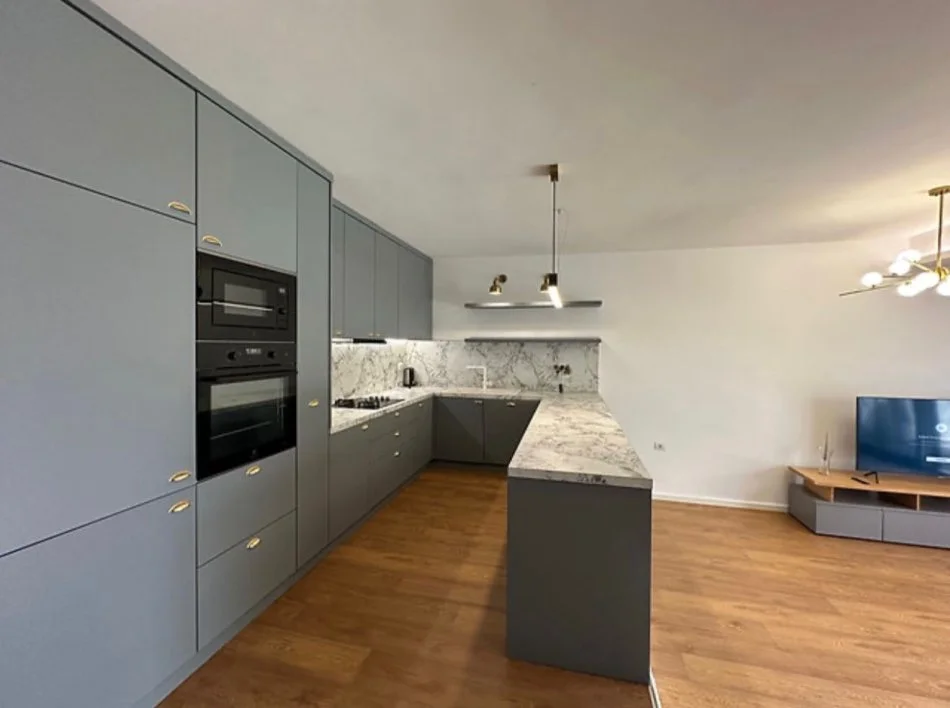 Tirane, Liste me oferta Vile 2 Katshe Kati 2, 288 m² (TEG)