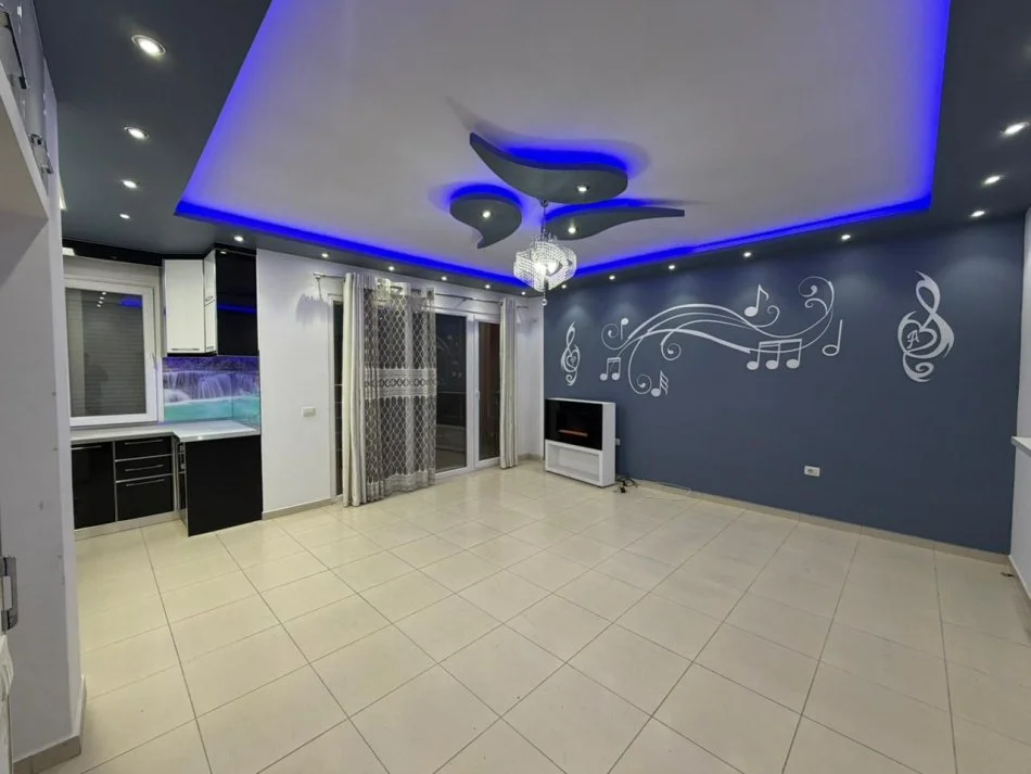 Tirane, shitet apartament 2+1 Kati 8, 89 m² 135.000 € (Astir.)