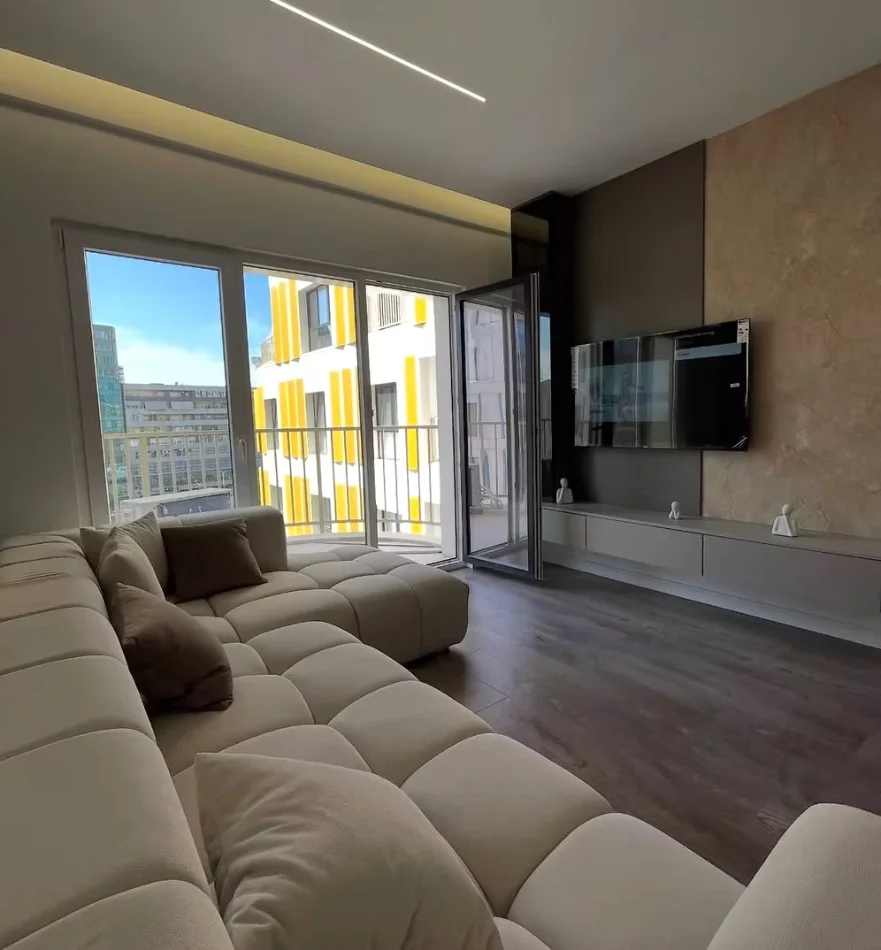 Tirane, jepet me qera 2+1 Kati 3, 75 m² 900 € (Zogu i Zi)