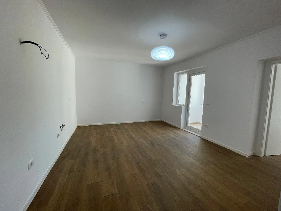 Tirane, shitet apartament 1+1 Kati 3, 50 m² 115.000 € (Tregu Elektrik)