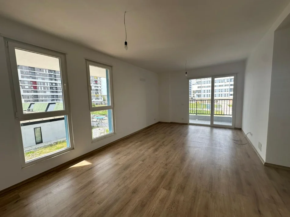 Tirane, jepet me qera apartament 2+1 Kati 1, 110 m² 400 € (QTU)