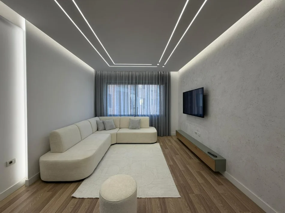 Tirane, shitet apartament 1+1 Kati 4, 61 m² 120.000 € (Astiri)