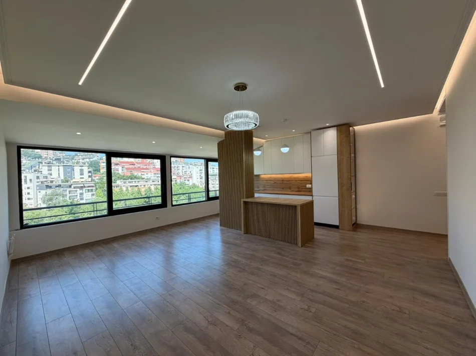 Tirane, shitet apartament 2+1 Kati 2, 116 m² 273.000 € (Liqeni i Thate)