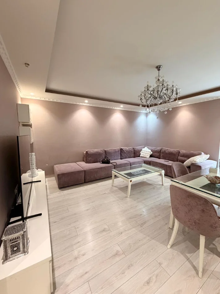Tirane, shitet apartament 3+1 Kati 6, 120 m² 295.000 € (Komuna e Parisit)