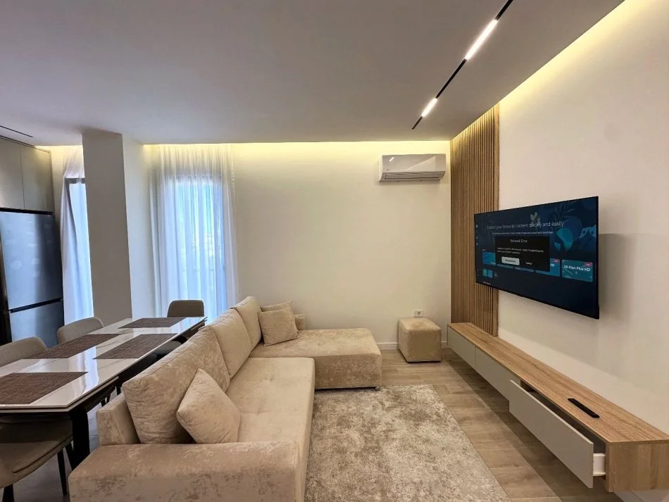 Tirane, jepet me qera apartament 1+1 Kati 4, 55 m² 600 € (ne Don Bosko.)