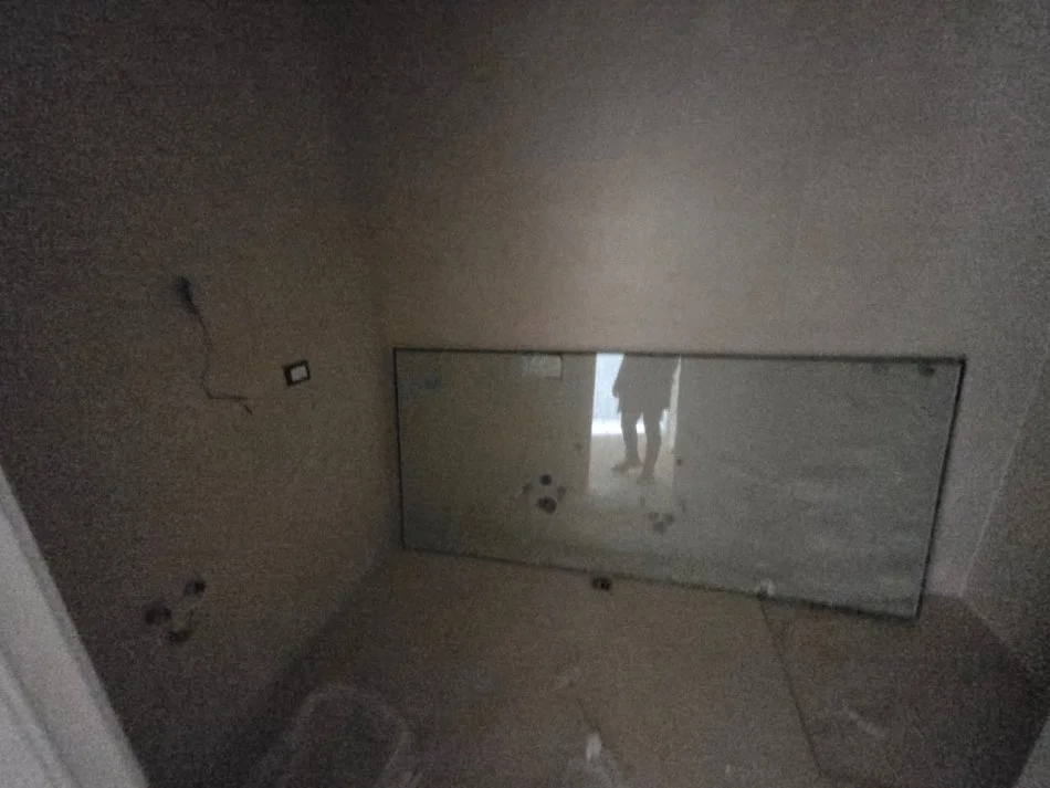 Tirane, jepet me qera apartament 1+1 Kati 3, 65 m² 650 € (Kika 2 tek Komuna e Parisit.)