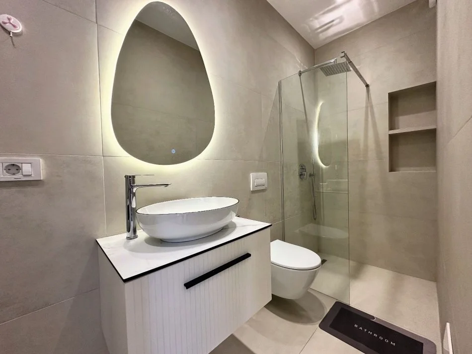 Tirane, jepet me qera apartament 1+1 Kati 4, 55 m² 600 € (ne Don Bosko.)