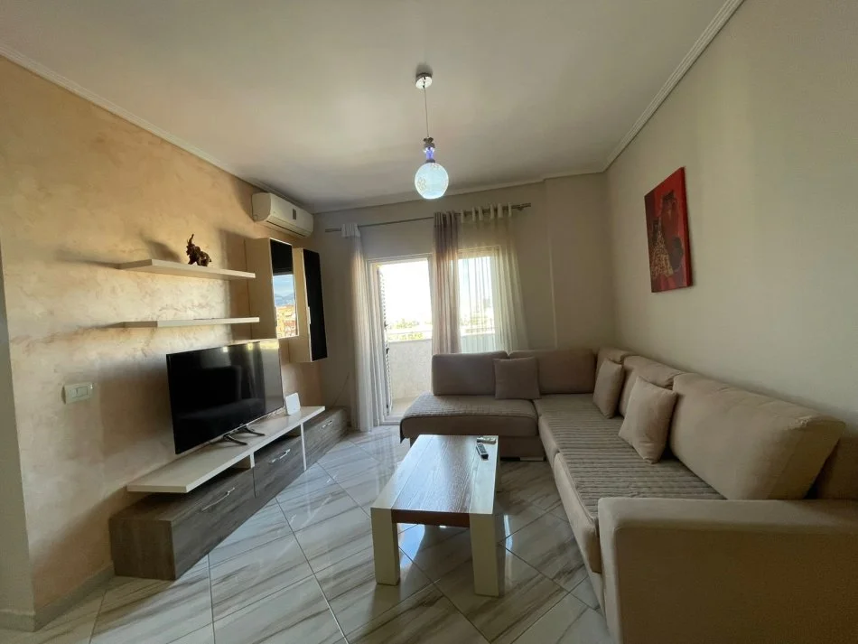 Tirane, jepet me qera apartament 2+1 Kati 9, 100 m² 750 € (Myslym Shyri)