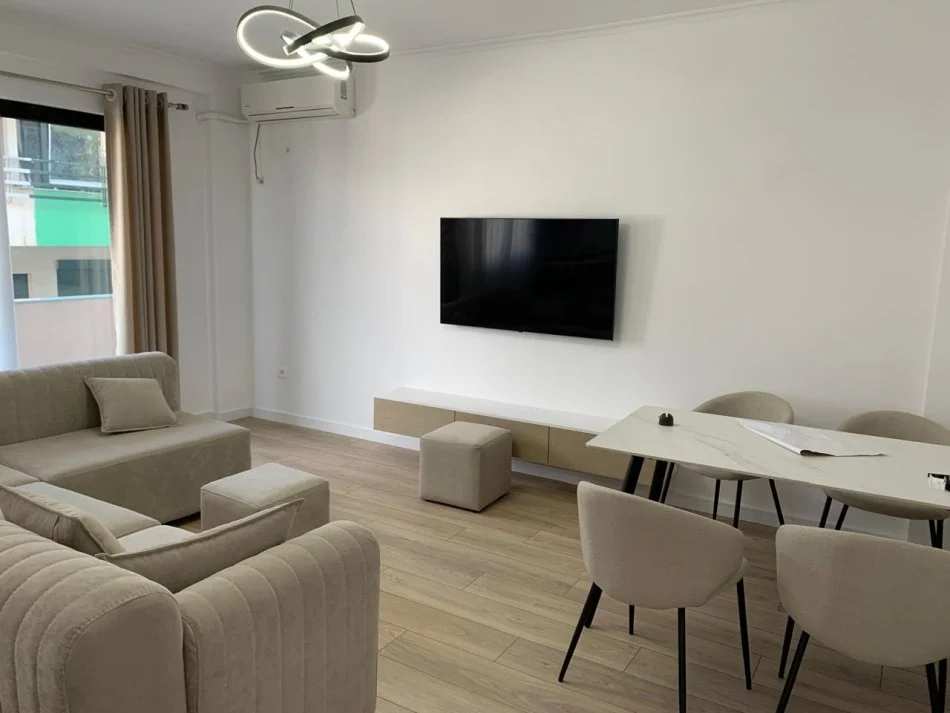Tirane, jepet me qera apartament 2+1 Kati 2, 100 m² 800 € (Kodra e Diellit)