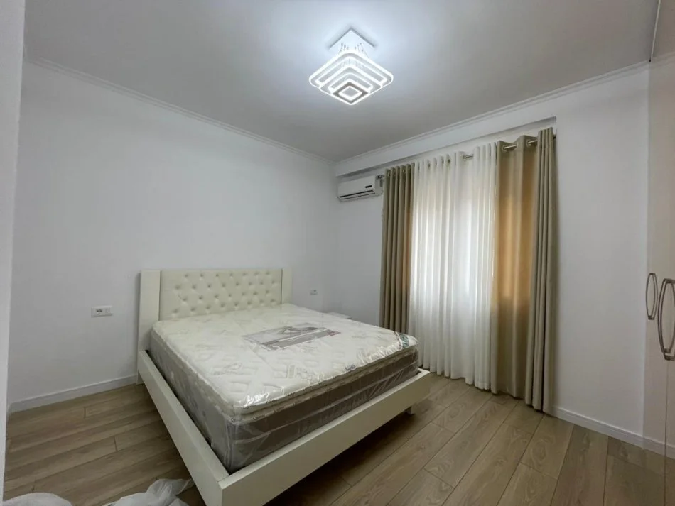 Tirane, jepet me qera apartament 2+1 Kati 3, 90 m² 800 € (Kodra e Diellit)