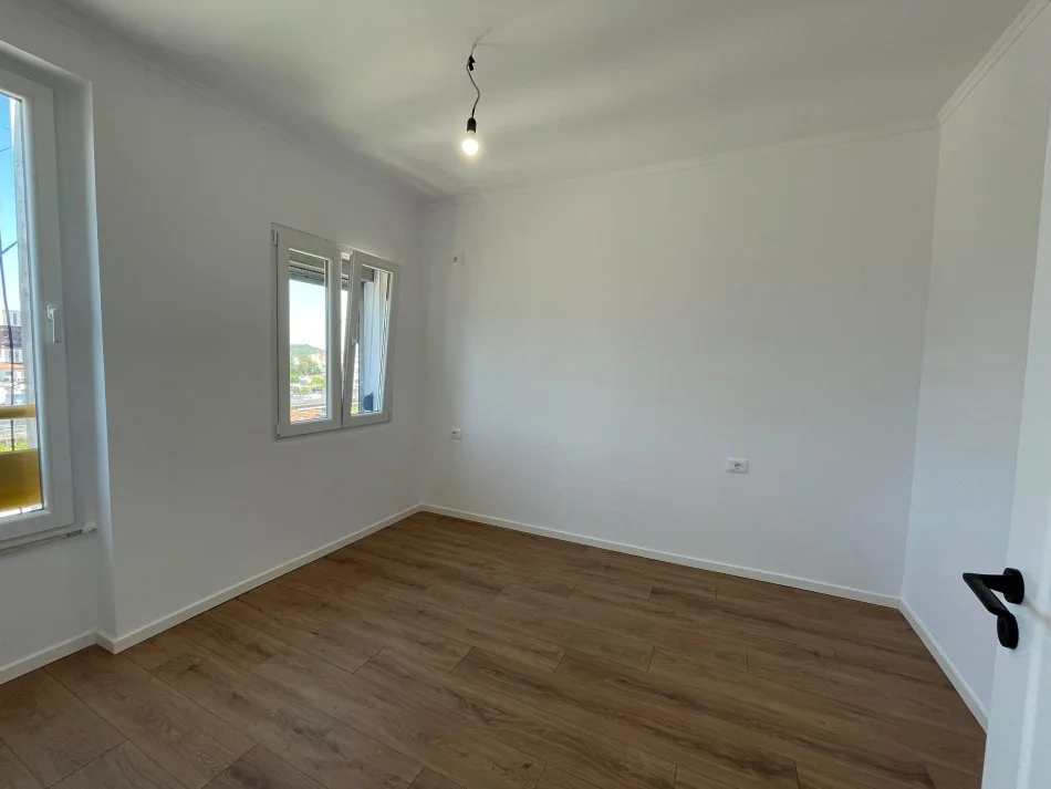 Tirane, shitet apartament 1+1+Ballkon Kati 7, 53 m² 115.000 € (PALLATI ME SHIGJETA)