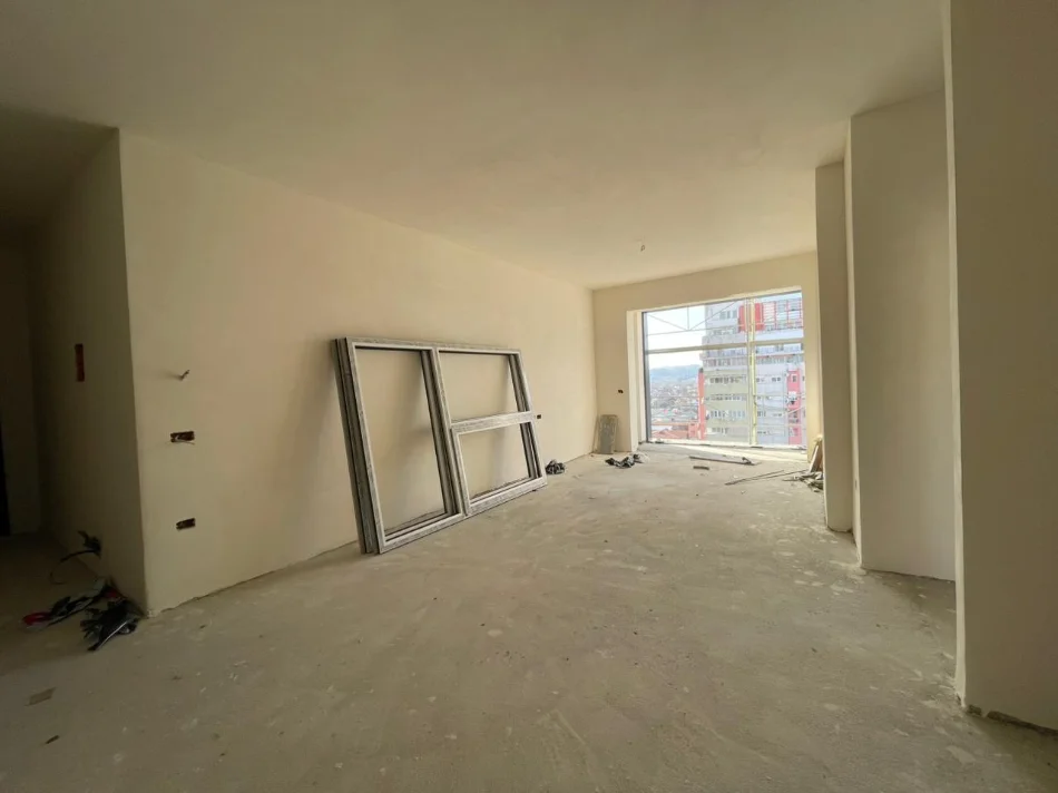 Tirane, shitet apartament 2+1 Kati 7, 127 m² 190.000 € (Fusha e Aviacionit)