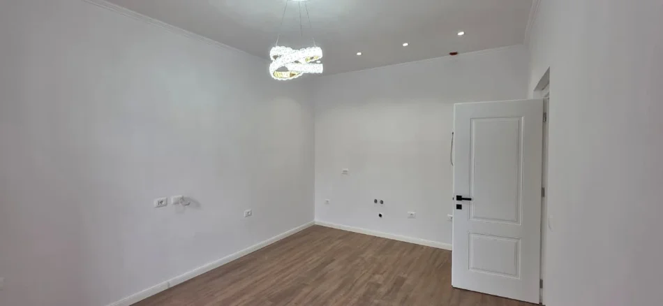 Tirane, shitet apartament 2+1 Kati 3, 64 m² 148.000 € (Rruga Bardhyl)