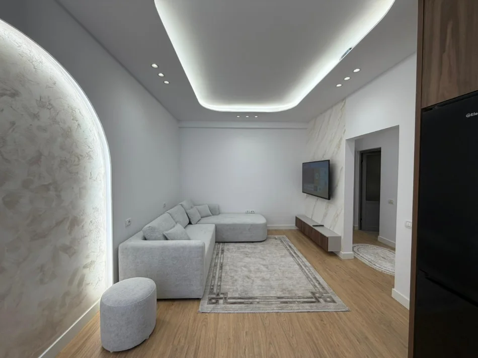 Tirane, shitet apartament 1+1 Kati 5, 55 m² 112.000 € (Astir/Vila L)